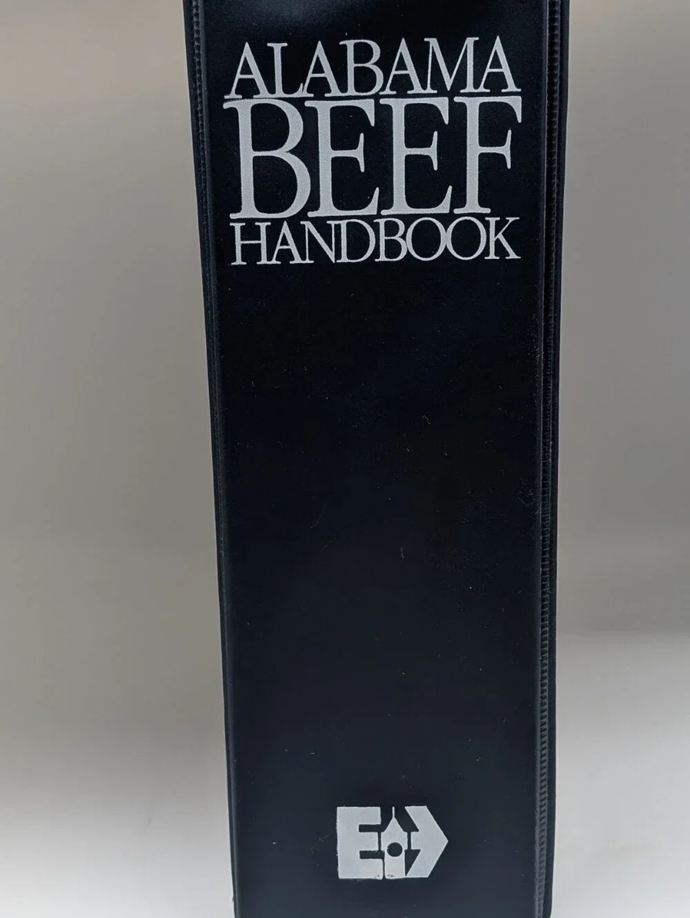 Vintage Alabama Beef Handbook - Circular ANR-600AL Cooperative Extension Service